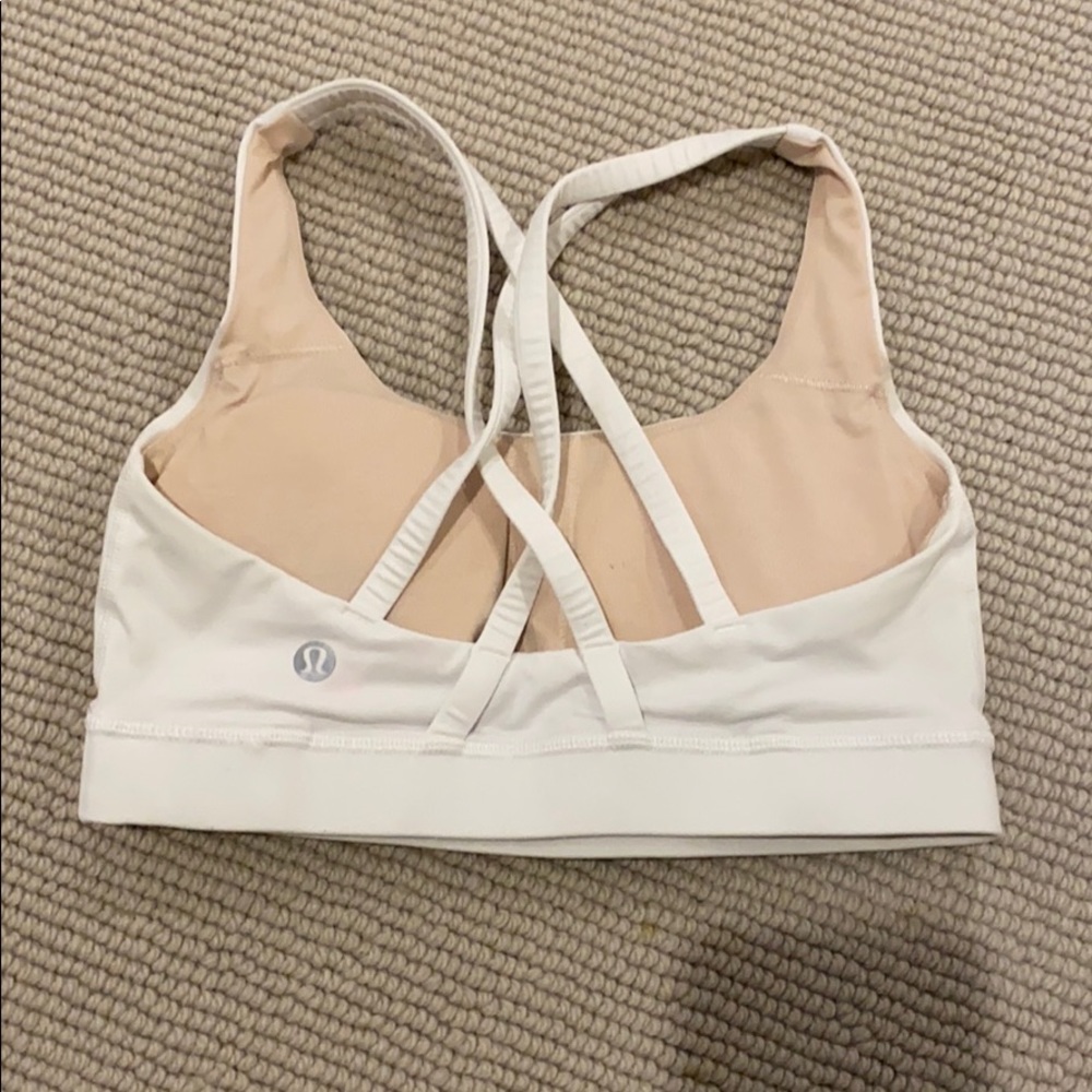 White Lululemon Bra in size 2 with padding